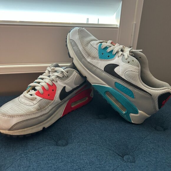 Nike Air Max - Picture 2 of 13